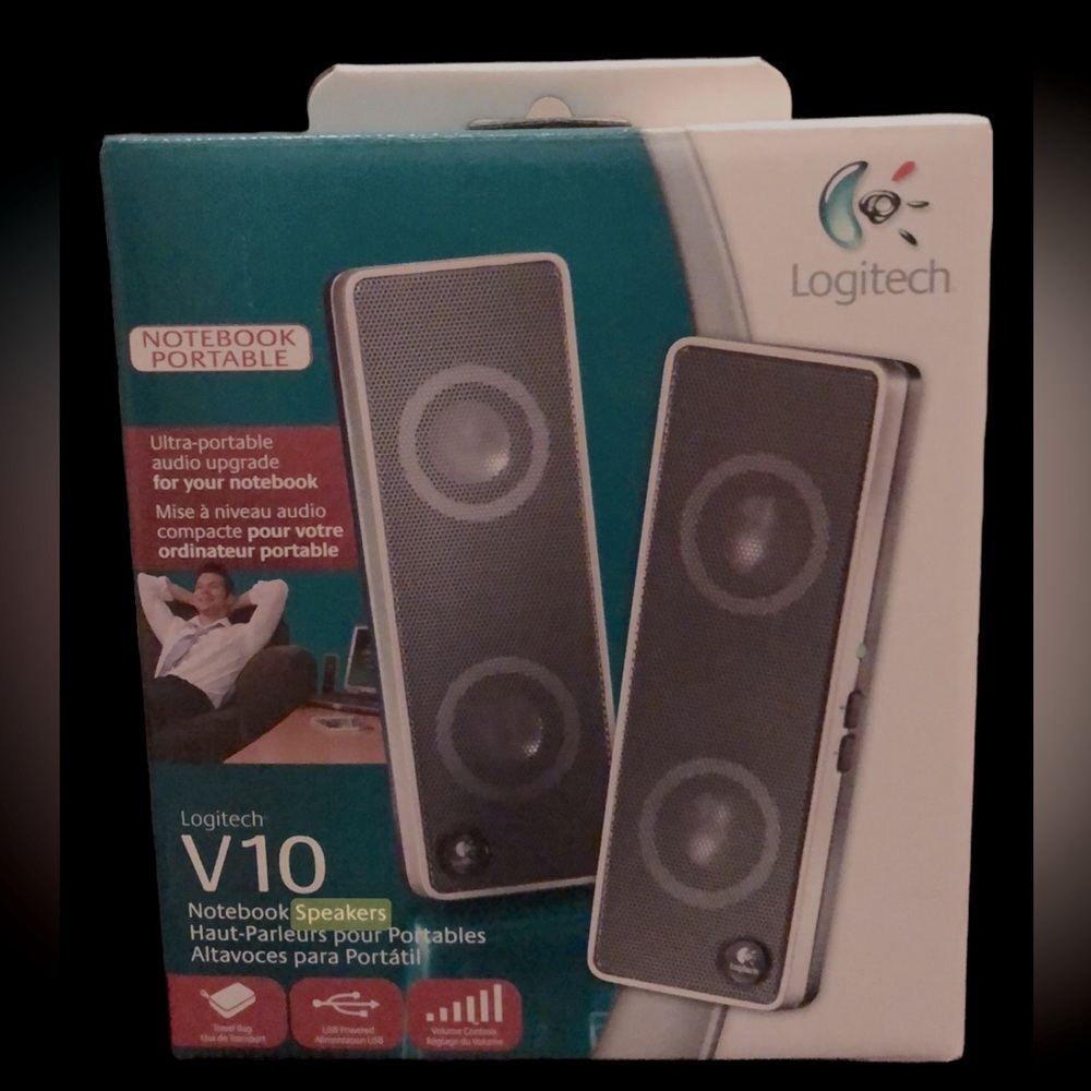 New Logitech V10 Notebook Portable Speakers Black/Silver